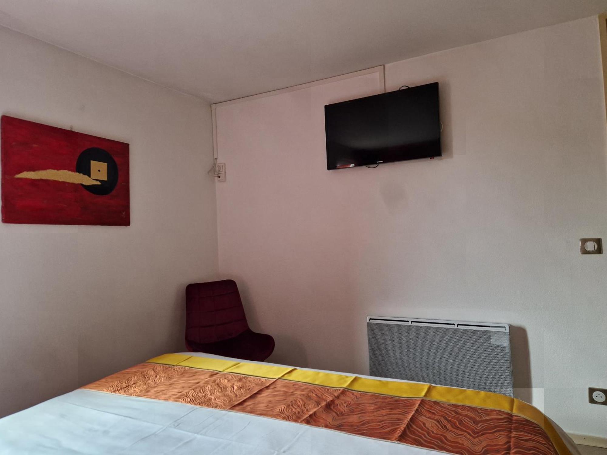 Prest'Hotel Epinal Chavelot מראה חיצוני תמונה