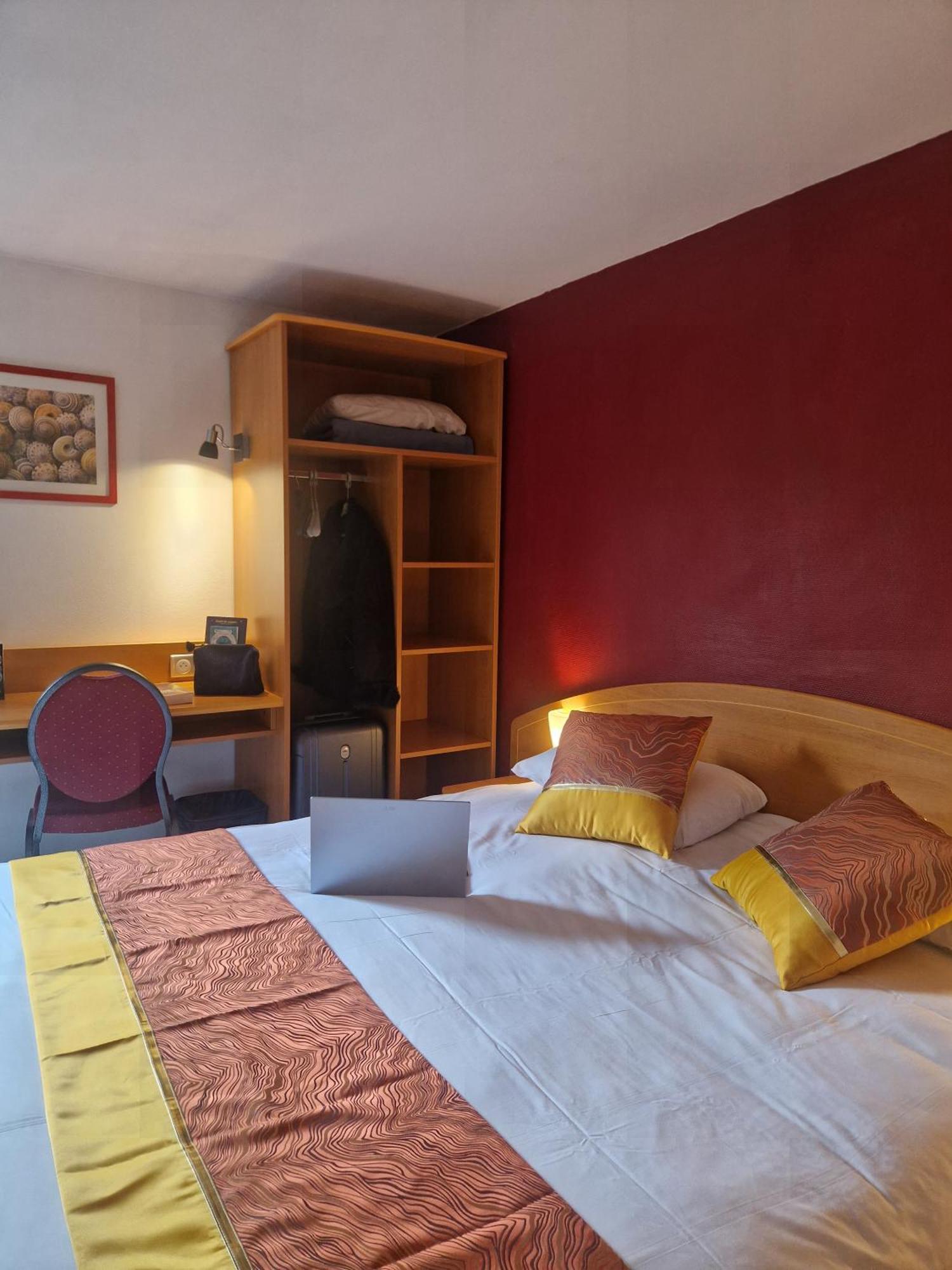 Prest'Hotel Epinal Chavelot מראה חיצוני תמונה